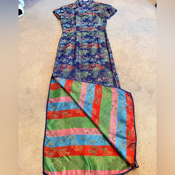 vintage traditional dress Dresses & Skirts - Vintage Traditional From Hong Kong Kimono Dress Size Small Silk